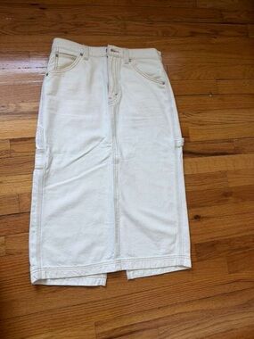 Levi's Midi Denim Skirt y.